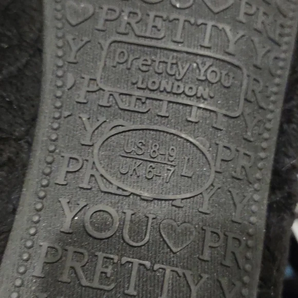 Pretty You London Black and Gray Pom Pom Quilted Slippers, New, Large, 8-9 - Picture 9 of 10